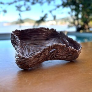 Centro de Mesa de Cerâmica com Textura Orgânica Marrom